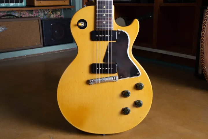 Single-cutaway 1958 Gibson Les Paul Special in TV Yellow