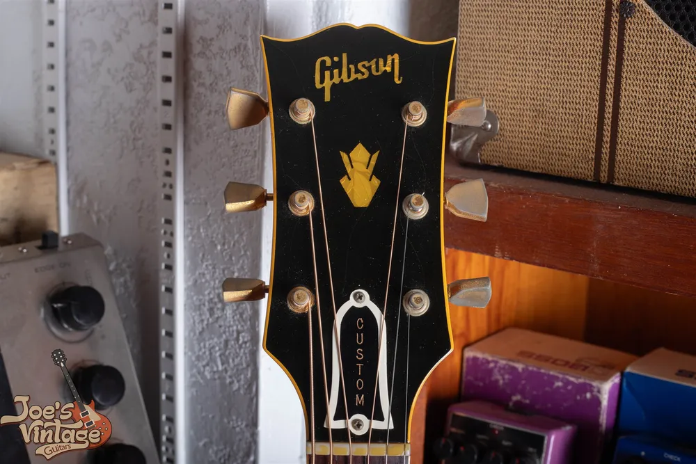 Front of the bound headstock on a 1962 Gibson J-200