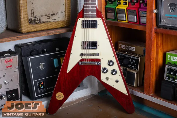 Cherry 1971 Gibson Flying V Medallion