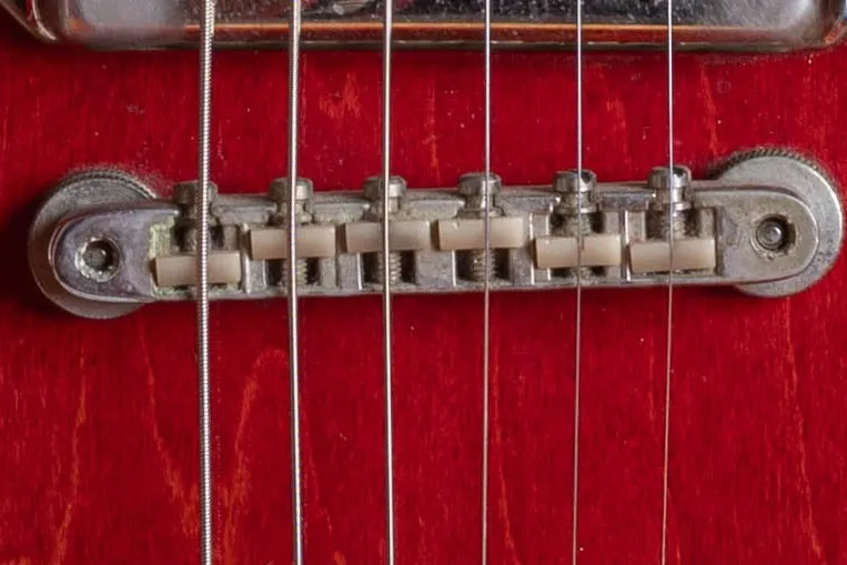ABR-1 Tune-o-matic with nylon saddles on a Gibson ES-330, correct for late 1961 and 1962 examples