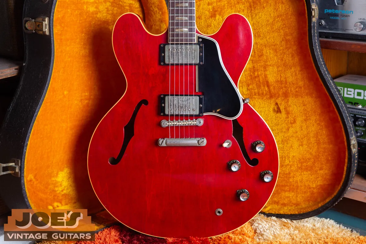Cherry 1962 Gibson ES-335